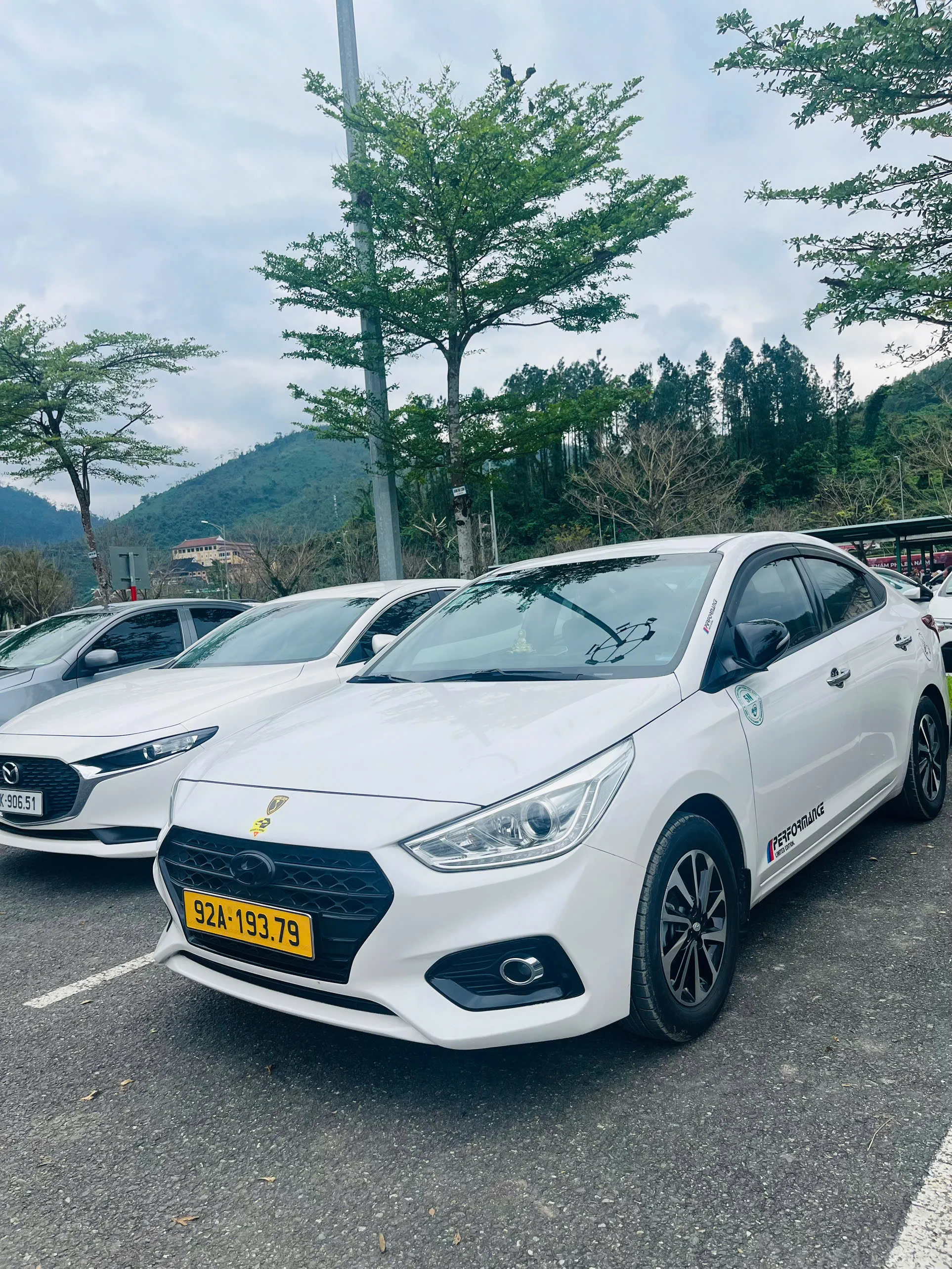 Tour Tham Quan Bà Nà Hills & Hội An - 92A-193.79 • 4 Chỗ Sedan