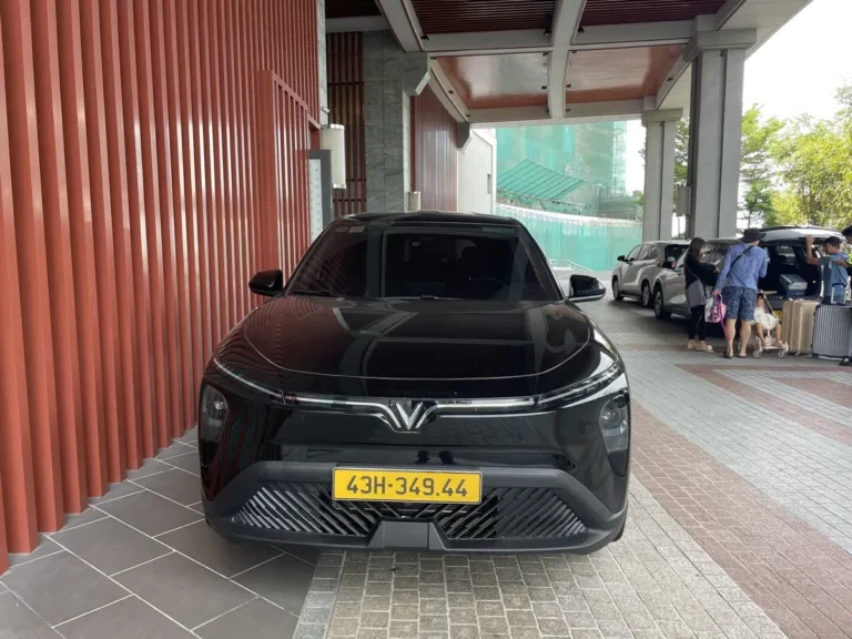 Xe Riêng Đón Tiễn Sân Bay Đà Nẵng ↔ Hội An (24/7 Có Bảng Tên)